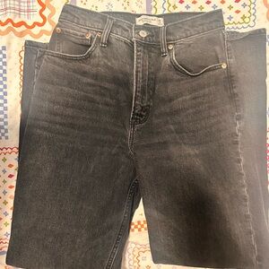 Abercrombie & fitch size 28 (6) - The 90’s Straight Ultra High Rise black jeans